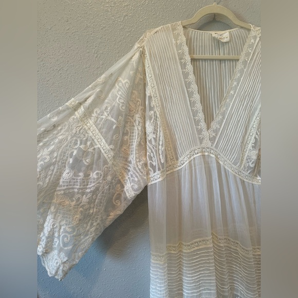 Spell Bride Magnolia Gown - Picture 5 of 14